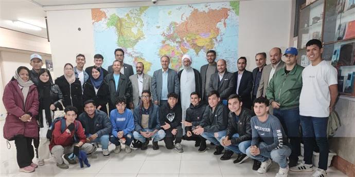 داداش پور در دیدار با دانشجویان بین الملل دانشگاه بین المللی امام خمینی(ره):
